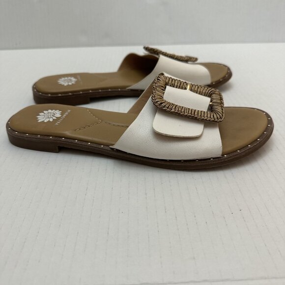 Yellow Box Wilomena Shoes Womens Size 8.5 White Slide Sandals Buckle Stud Detail - Picture 4 of 11